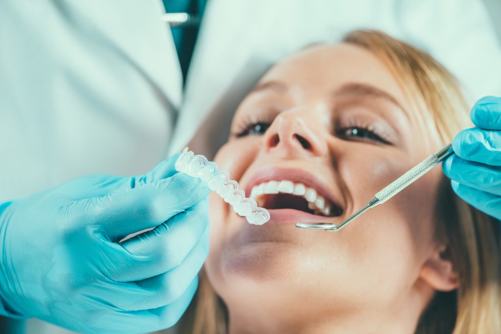 BENEFITS OF COSMETIC DENTISTRY