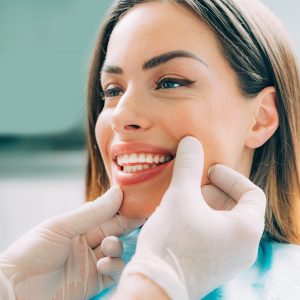 BENEFITS OF COSMETIC DENTISTRY