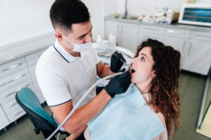 Read more about the article How Often Do You Need to Do a Dental Checkup?