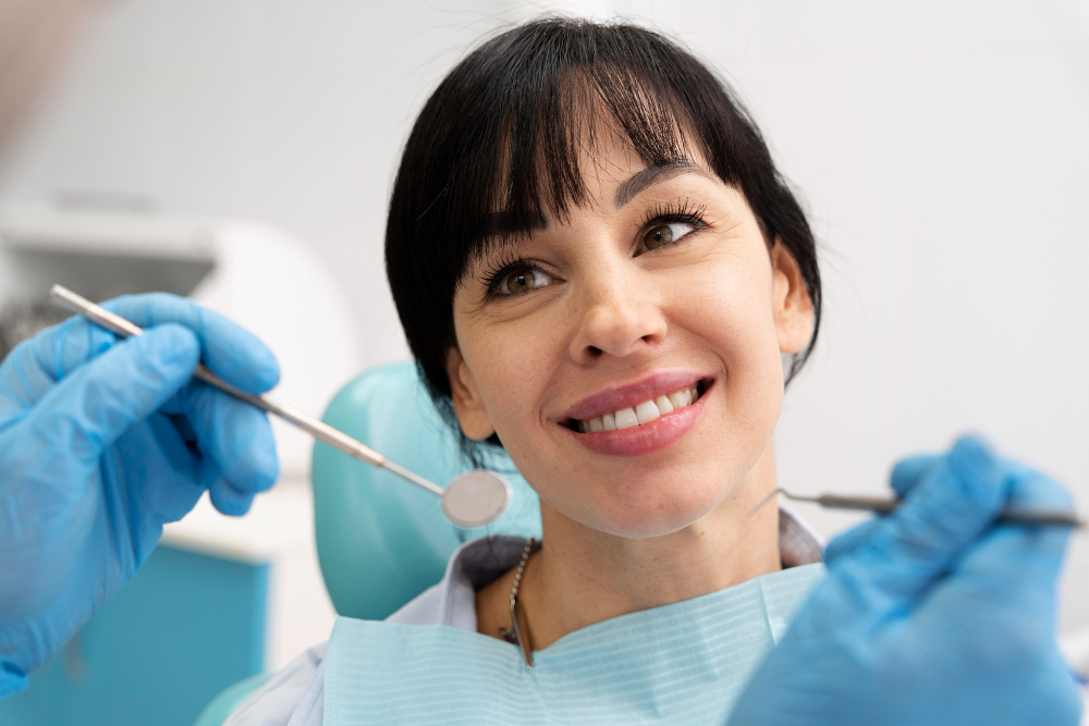 You are currently viewing Pros and Cons of Dental Veneers